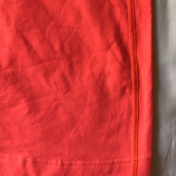 Lululemon scoop neck tank - Picture 14 of 15